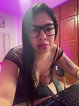 Noa rousse01 online show from 5, 8, 2026