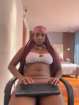 Snapshot of Kloe_rousse01 chatting on 11, 4, 2026 Kloe rousse01 online show from 11, 4, 2026