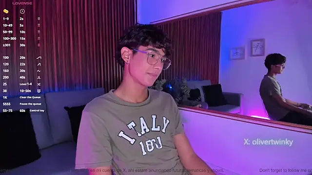 Snapshot of Oliver20__ chatting on 9, 4, 2026 Oliver20 online show from 9, 4, 2026