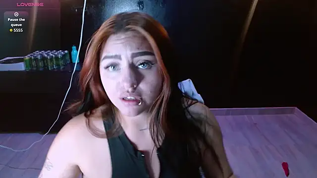 Snapshot of Miley_Clarck chatting on 29, 5, 2026 Miley Clarck online show from 29, 5, 2026