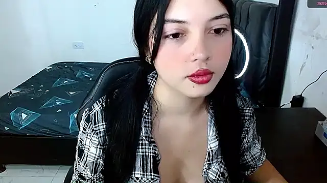 veleria allurin online show from 29, 4, 2026