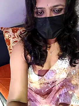 Snapshot of Lena_mahiyaa chatting on 18, 4, 2026 Lena mahiyaa online show from 18, 4, 2026