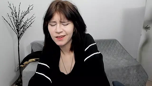 Frau Emma online show from 11, 4, 2026