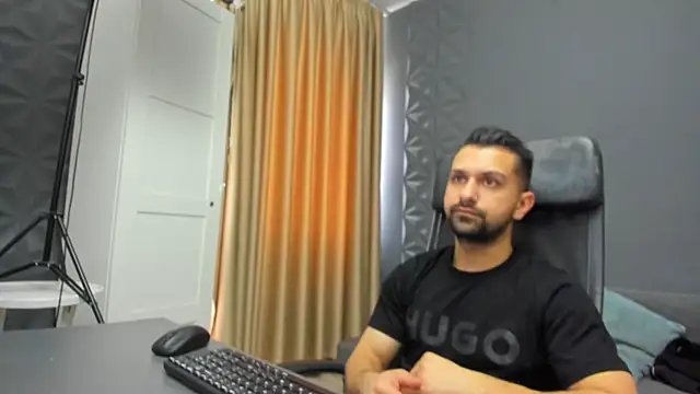 Snapshot of BryceReign chatting on 1, 4, 2026 BryceReign online show from 1, 4, 2026