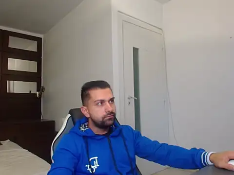 Snapshot of BryceReign chatting on 23, 4, 2026 BryceReign online show from 23, 4, 2026