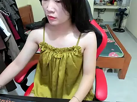 Snapshot of Olivia_cute68 chatting on 5, 7, 2026 Olivia cute68 online show from 5, 7, 2026