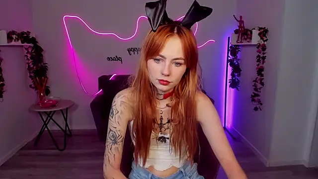 MiaSensitive online show from 11, 4, 2026