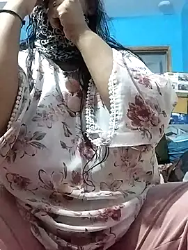 Snapshot of MoonlightMira chatting on 29, 6, 2026 MoonlightMira online show from 29, 6, 2026