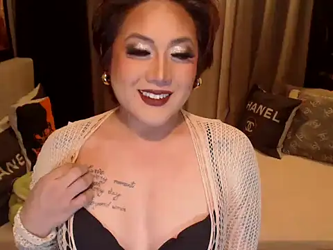 Snapshot of YourMistressAggy chatting on 11, 4, 2026 YourMistressAggy online show from 11, 4, 2026