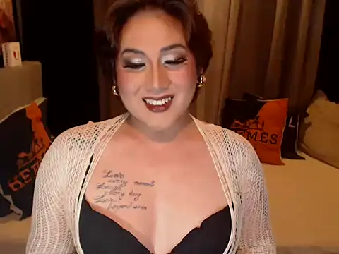 Snapshot of YourMistressAggy chatting on 16, 4, 2026 YourMistressAggy online show from 16, 4, 2026