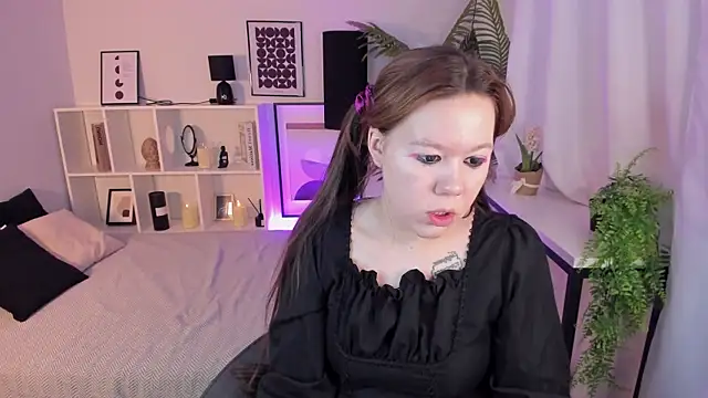Vanessa ama online show from 11, 4, 2026