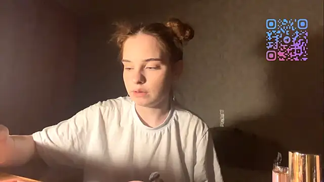 Snapshot of SageFennell chatting on 30, 4, 2026 SageFennell online show from 30, 4, 2026