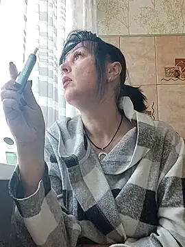 Snapshot of HelgaDennis chatting on 23, 3, 2026 HelgaDennis online show from 23, 3, 2026