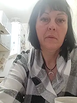 Snapshot of HelgaDennis chatting on 2, 4, 2026 HelgaDennis online show from 2, 4, 2026