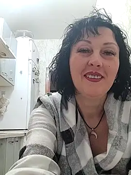 Snapshot of HelgaDennis chatting on 6, 4, 2026 HelgaDennis online show from 6, 4, 2026