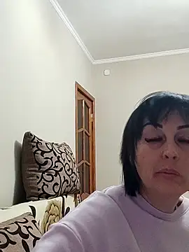 Snapshot of HelgaDennis chatting on 17, 4, 2026 HelgaDennis online show from 17, 4, 2026