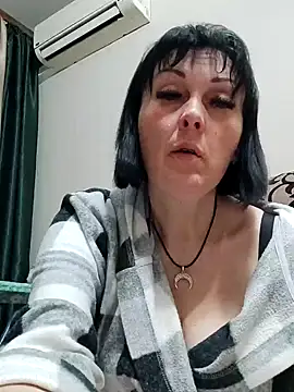 Snapshot of HelgaDennis chatting on 23, 4, 2026 HelgaDennis online show from 23, 4, 2026