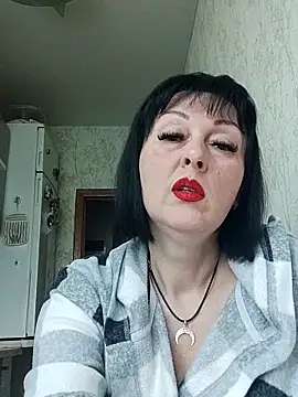 Snapshot of HelgaDennis chatting on 28, 4, 2026 HelgaDennis online show from 28, 4, 2026