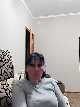Snapshot of HelgaDennis chatting on 29, 4, 2026 HelgaDennis online show from 29, 4, 2026