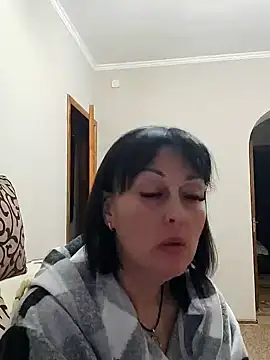 Snapshot of HelgaDennis chatting on 6, 5, 2026 HelgaDennis online show from 6, 5, 2026