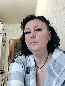 Snapshot of HelgaDennis chatting on 5, 6, 2026 HelgaDennis online show from 5, 6, 2026