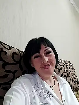 HelgaDennis online show from 10, 7, 2026