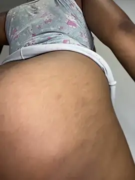 Snapshot of _RouseEvans_ chatting on 9, 4, 2026 RouseEvans online show from 9, 4, 2026