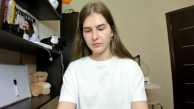 OhMyAlice online show from 12, 6, 2026
