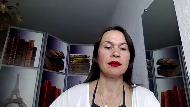 Snapshot of Selena_Moo chatting on 5, 4, 2026 Selena Moo online show from 5, 4, 2026