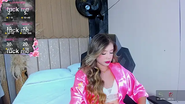EmilyJohnsoon online show from 11, 4, 2026