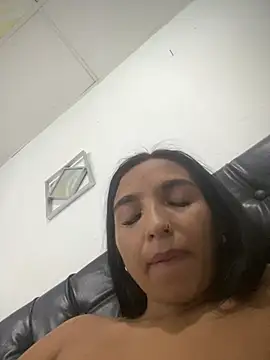 Snapshot of Blowjob-Queen_ chatting on 9, 4, 2026 Blowjob-Queen online show from 9, 4, 2026