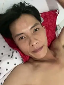 Snapshot of Nguyencuong1999 chatting on 2, 4, 2026 Nguyencuong1999 online show from 2, 4, 2026