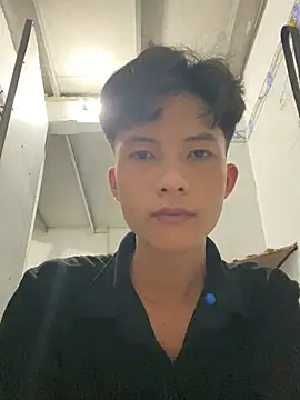 Snapshot of Nguyencuong1999 chatting on 10, 4, 2026 Nguyencuong1999 online show from 10, 4, 2026