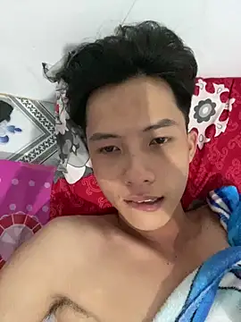 Snapshot of Nguyencuong1999 chatting on 14, 4, 2026 Nguyencuong1999 online show from 14, 4, 2026