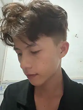 Snapshot of Nguyencuong1999 chatting on 23, 4, 2026 Nguyencuong1999 online show from 23, 4, 2026