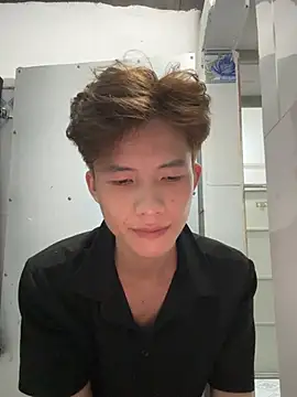 Snapshot of Nguyencuong1999 chatting on 5, 5, 2026 Nguyencuong1999 online show from 5, 5, 2026