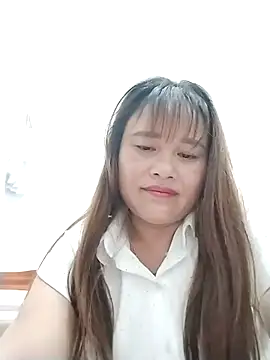 Snapshot of Moubie1 chatting on 27, 4, 2026 Moubie1 online show from 27, 4, 2026