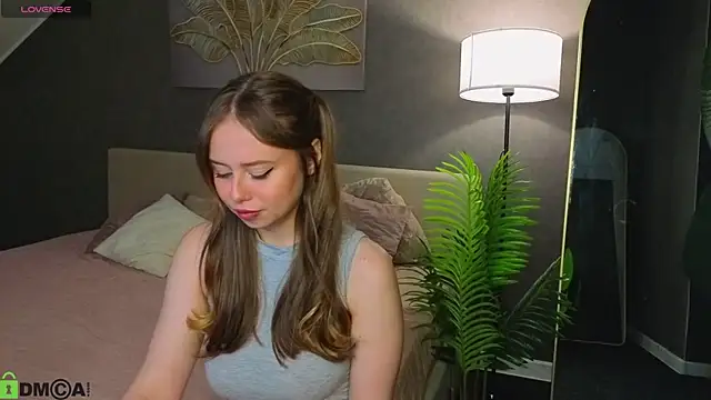 Snapshot of Vanessa_Williamsonn chatting on 4, 8, 2026 Vanessa Williamsonn online show from 4, 8, 2026
