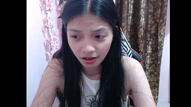Snapshot of pinay_kitty23 chatting on 31, 3, 2026 pinay kitty23 online show from 31, 3, 2026