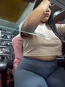 Snapshot of venuslaferte_ chatting on 24, 4, 2026 venuslaferte online show from 24, 4, 2026