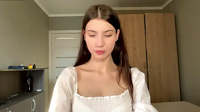 Snapshot of ShandyTreys chatting on 6, 5, 2026 ShandyTreys online show from 6, 5, 2026