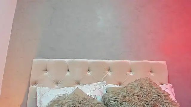 Snapshot of SophieVelt chatting on 1, 4, 2026 SophieVelt online show from 1, 4, 2026