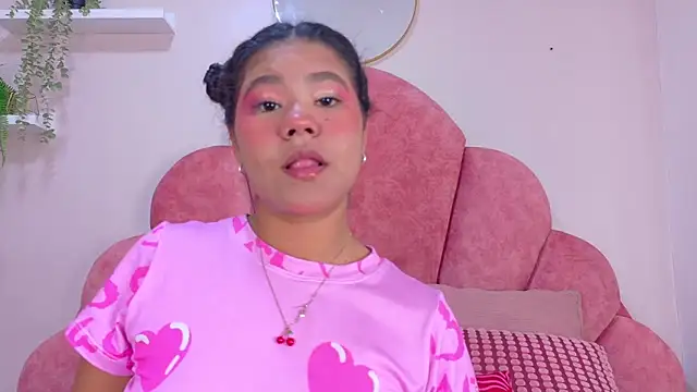 Snapshot of AhslyEvans__ chatting on 2, 5, 2026 AhslyEvans online show from 2, 5, 2026