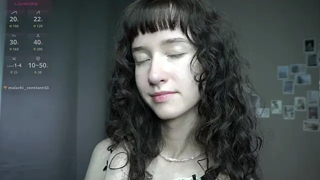 Snapshot of DellaLeck chatting on 18, 7, 2026 DellaLeck online show from 18, 7, 2026