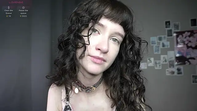 Snapshot of DellaLeck chatting on 21, 7, 2026 DellaLeck online show from 21, 7, 2026