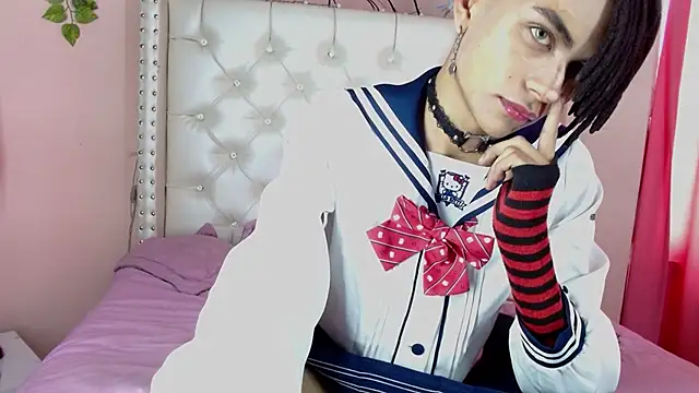 Snapshot of romeo_laurient chatting on 21, 4, 2026 romeo laurient online show from 21, 4, 2026