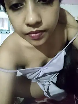 Snapshot of ALIZA_FENDY chatting on 28, 7, 2026 ALIZA FENDY online show from 28, 7, 2026