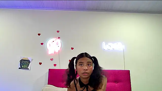 Snapshot of Ellie_Cute7 chatting on 26, 3, 2026 Ellie Cute7 online show from 26, 3, 2026