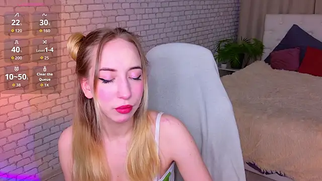 Snapshot of ShadowSparkle chatting on 20, 4, 2026 ShadowSparkle online show from 20, 4, 2026