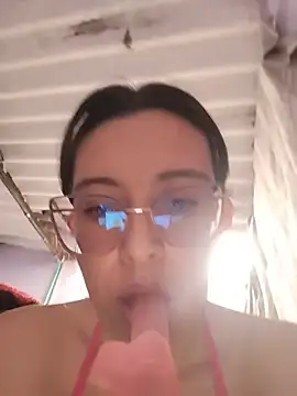 Snapshot of Greta_silber26 chatting on 21, 5, 2026 Greta silber26 online show from 21, 5, 2026